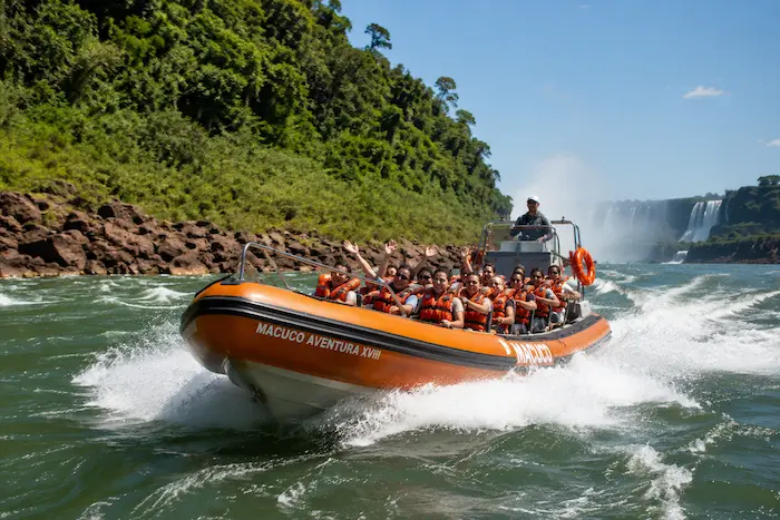 Rafting y kayak en el río Iguazú, aventura en Puerto Iguazú